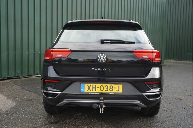 Volkswagen T-Roc 1.5 TSI 150pk Style + Trekhaak/ Navi/ Carplay/ Cruise/ PDC/ Garantie!