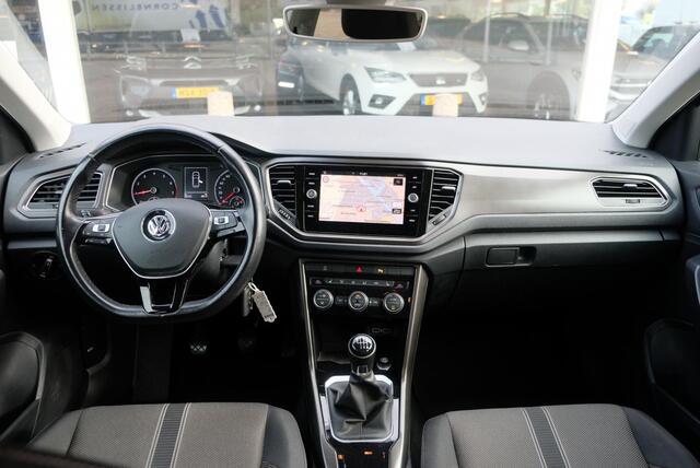 Volkswagen T-Roc 1.5 TSi 150pk Style Business | Navi | App Connect | Climate | Adaptive Cruise | Camera | 18" velgen