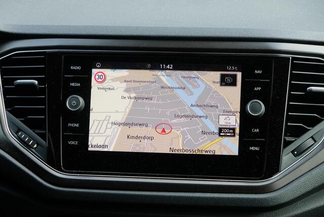 Volkswagen T-Roc 1.5 TSi 150pk Style Business | Navi | App Connect | Climate | Adaptive Cruise | Camera | 18" velgen