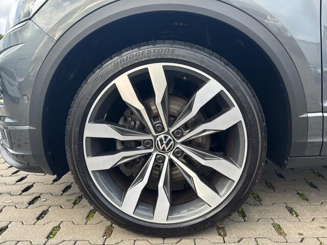 Volkswagen T-Roc 1.5 TSI DSG R-LINE TREKHAAK/CAMERA/CARPLAY/ACC/STOELVERW/E-KLEP