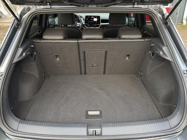 Volkswagen T-Roc 1.5 TSI DSG R-LINE CARPLAY/CAMERA/ACC/STOELVERW