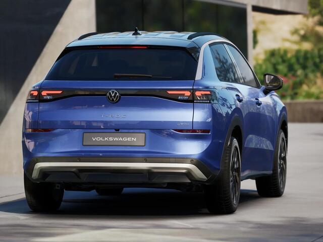 Volkswagen T-Roc Life First Edition 1.5 eTSI 85 kW / 116 PK SUV 7 v | Comfort Pakket | Zwart dak