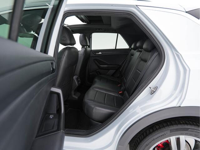 Volkswagen T-Roc 1.5 TSI Sport Business R-Line Aut. *PANO | FULL-LEATHER | FULL-LED | ADAPTIVE-CRUISE | DIGI-COCKPIT | NAVI-FULLMAP | HEATED-SPORTSEATS | AMBIENT-LIGHT | PRIVACY-GLASS | DAB+ | CARPLAY | SHIFT-PADDLES | 18''ALU*