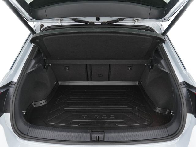 Volkswagen T-Roc 1.5 TSI Sport Business R-Line Aut. *PANO | FULL-LEATHER | FULL-LED | ADAPTIVE-CRUISE | DIGI-COCKPIT | NAVI-FULLMAP | HEATED-SPORTSEATS | AMBIENT-LIGHT | PRIVACY-GLASS | DAB+ | CARPLAY | SHIFT-PADDLES | 18''ALU*