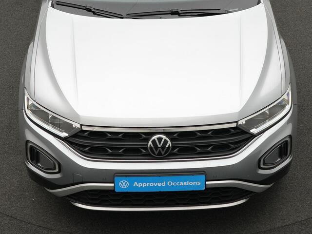 Volkswagen T-Roc 1.5 TSI 150 pk DSG Life Edition | Achteruitrijcamera | Navigatie | Adaptive Cruise | Keyless Entry