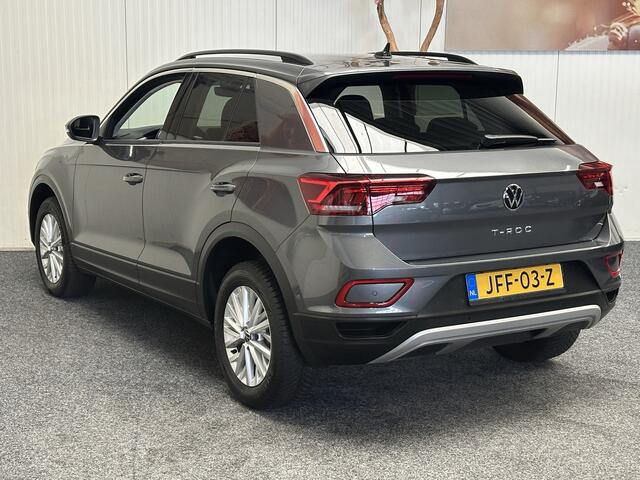 Volkswagen T-Roc 1.0 TSI STYLE NAVIGATIE CLIMATE CONTROL STOELVERWARMING BLUETOOTH TELEFOON RIJSTROOKSENSOREN PDC ZEER MOOI !! 3010