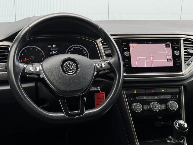 Volkswagen T-Roc 1.5 TSI Style Apple Carplay/Dealer/Camera.