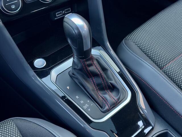 Volkswagen T-Roc 1.5 TSI AUT7 SPORT 2X R-LINE PANODAK LEDER NAVI CAMERA DIGI-DASH CARPLAY LED LMV PDC