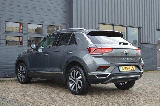 Volkswagen T-Roc 1.5 TSI | ACC | CAMERA | CARPLAY |