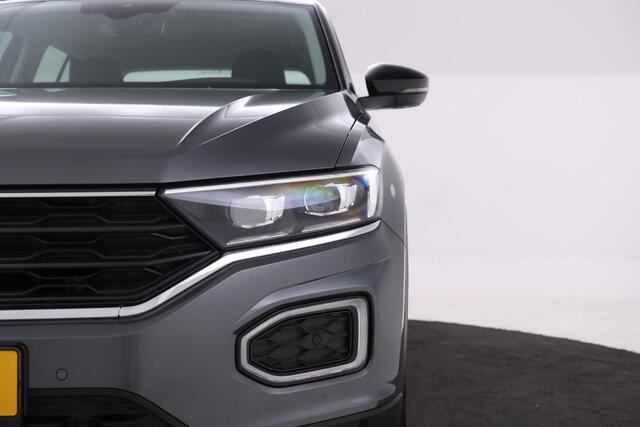 Volkswagen T-Roc 1.6 TDI Style Navigatie, Airco, Cruise.