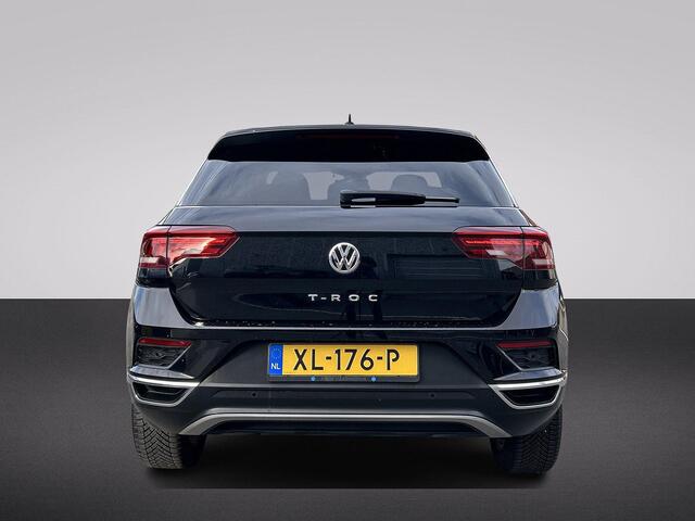 Volkswagen T-Roc 1.5 TSI Sport | Virtual Cockpit | Winterpakket | Dodehoek Detectie | Carplay | Achteruitrijcamera |