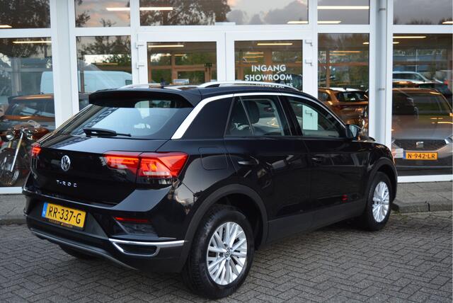 Volkswagen T-Roc 1.0 116PK TSI Style | Adaptive | Clima | PDC V+A | Orig. NL | NAP |