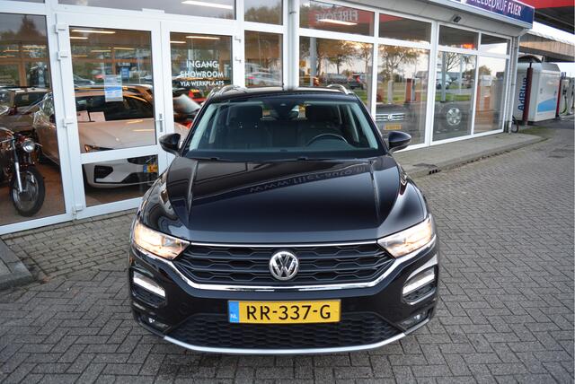Volkswagen T-Roc 1.0 116PK TSI Style | Adaptive | Clima | PDC V+A | Orig. NL | NAP |