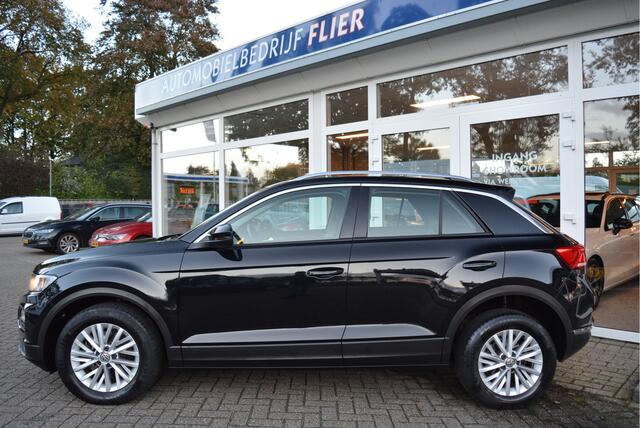 Volkswagen T-Roc 1.0 116PK TSI Style | Adaptive | Clima | PDC V+A | Orig. NL | NAP |