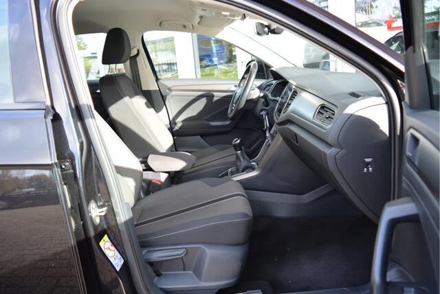 Volkswagen T-Roc 1.0 116PK TSI Style | Adaptive | Clima | PDC V+A | Orig. NL | NAP |