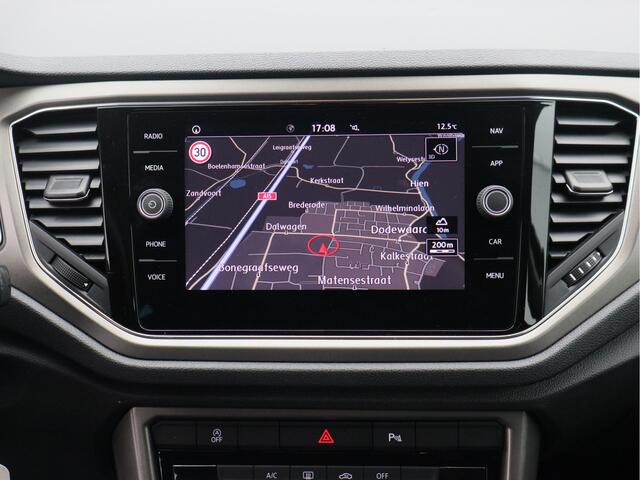 Volkswagen T-Roc 1.0 TSI Style Business/ lage km/ zeer mooi!