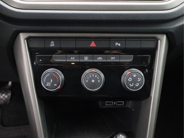 Volkswagen T-Roc 1.0 TSI Style Business/ lage km/ zeer mooi!