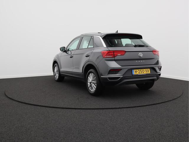 Volkswagen T-Roc 1.0 TSI Style Business/ achteruitrijcamera/ lage km!