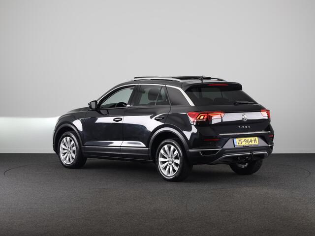 Volkswagen T-Roc 1.5 TSI Sport | DSG Automaat | Panoramadak | Automatische airco | LED koplampen | Navigatie | Carplay |