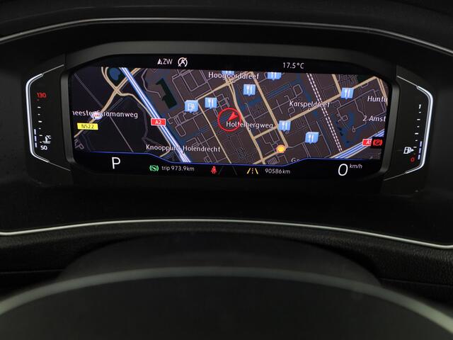 Volkswagen T-Roc 1.5 TSI Sport | DSG Automaat | Panoramadak | Automatische airco | LED koplampen | Navigatie | Carplay |