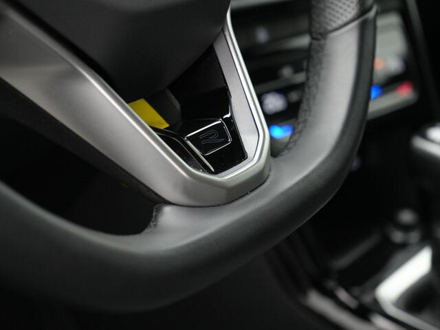 Volkswagen T-Roc 1.5 TSI 150 pk DSG R-Line | IQ Light | Black Style | Adaptive Cruise | Park Assist | Apple Carplay/Android Auto | DAB | 18 inch