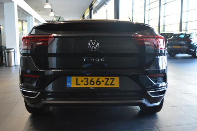Volkswagen T-Roc Cabrio 1.5 TSI 3X R-LINE Black Style Beats camera trekhaak 19 inch !!