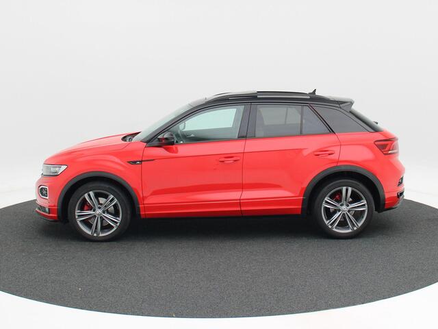 Volkswagen T-Roc 1.5 TSi 150 Pk Automaat Sport Business R-Line | Panoramadak | Beats Audio | Adaptive Cruise | Camera | CarPlay | LED-verlichting | 18 Inch | 58.486 Km