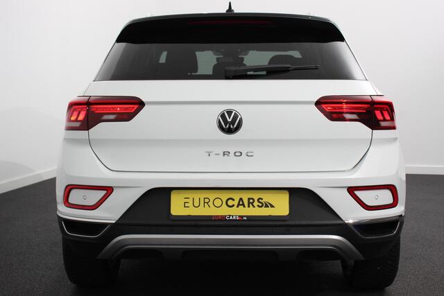 Volkswagen T-Roc 1.5 TSI DSG Style Demo Navigatie Apple Carplay / Android Auto Climate Control Led Digitale Cockpit Adaptive Cruise Control Trekhaak