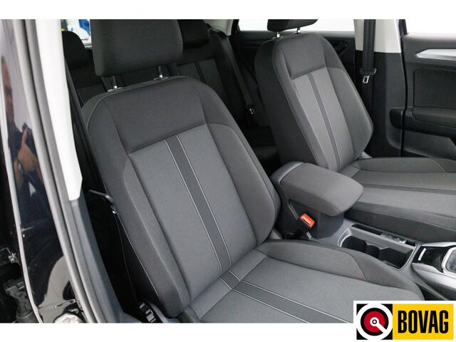 Volkswagen T-Roc 1.0 TSI Business Edition 116 PK | IQ Led | Navigatie | App. connect | Stoelverwarming | Automatisch inparkeren, All season banden