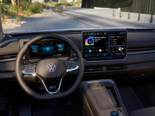 Volkswagen T-Roc Life First Edition 1.5 eTSI 85 kW / 116 PK SUV 7 v