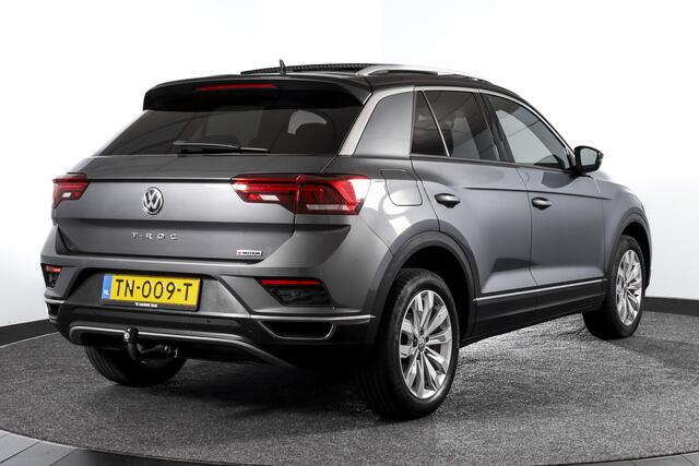 Volkswagen T-Roc 2.0 TSI 190 PK 4Motion Sport - Automaat Orig. NL | S/K-Panodak | Adapt. Cruise | Stoelverw. | PDC | NAV + App. Connect | ECC | Afn. Trekhaak | DAB | LM 17" |
