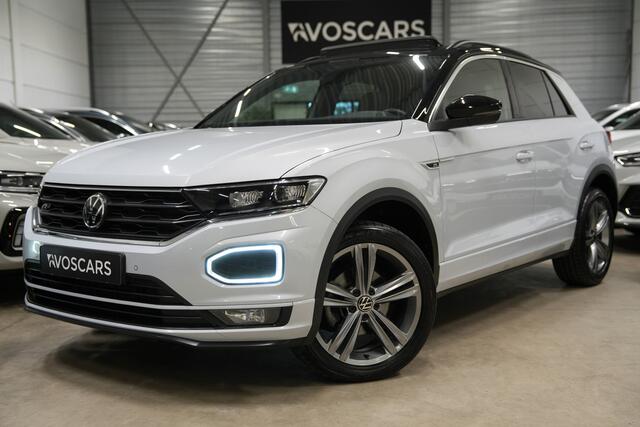 Volkswagen T-Roc 1.5 TSI 3x R-Line DSG * Pano - Virtual - Trekhaak - Camera - ACC - App *