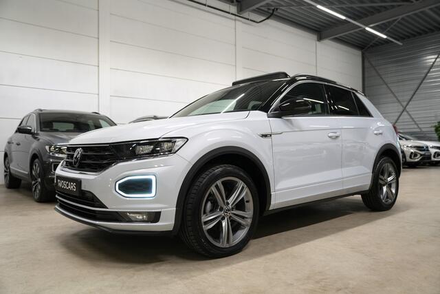 Volkswagen T-Roc 1.5 TSI 3x R-Line DSG * Pano - Virtual - Trekhaak - Camera - ACC - App *