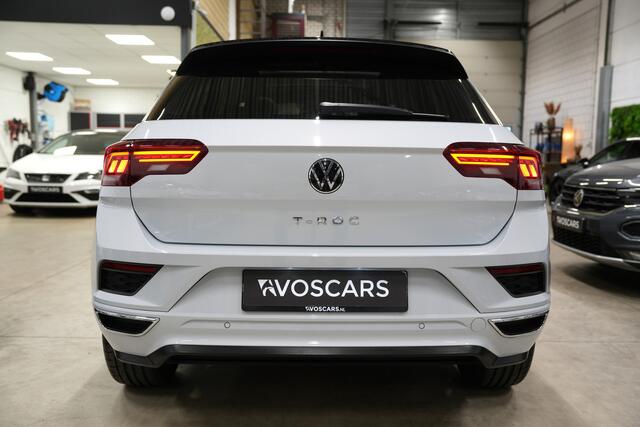 Volkswagen T-Roc 1.5 TSI 3x R-Line DSG * Pano - Virtual - Trekhaak - Camera - ACC - App *