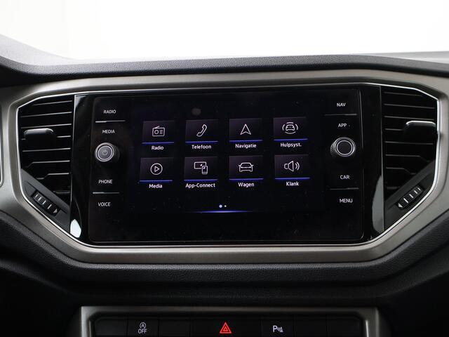 Volkswagen T-Roc 1.0 TSI Style | 110 PK | Climate control | Achteruitrijcamera | Adaptive cruise control |