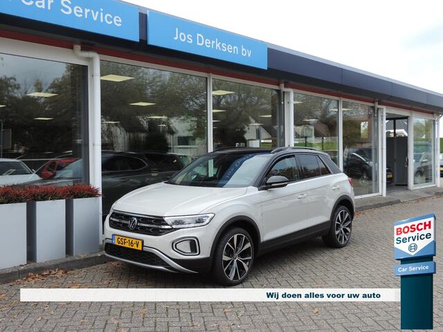 Volkswagen T-Roc 1.5 TSI Black Style DSG - Camera | ACC | Matrix LED | CarPlay | Park Assist | Elek. klep
