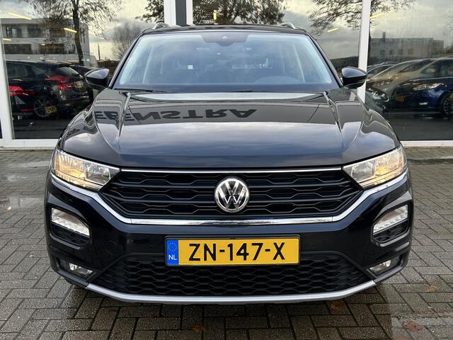 Volkswagen T-Roc 1.6 TDI Style 50% deal 9.475,- ACTIE Trekhaak / Airco / Cruise / Telefoon