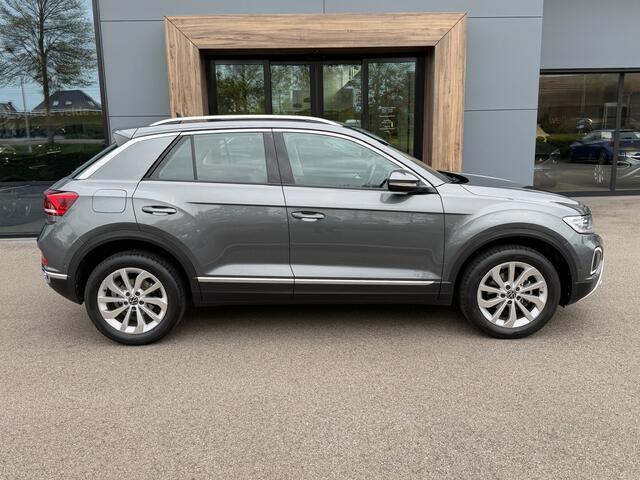 Volkswagen T-Roc 1.5 TSI 150pk DSG Style | Dode hoek | Camera | Keyless | Elek. Achterklep | Rijklaar incl. garantie