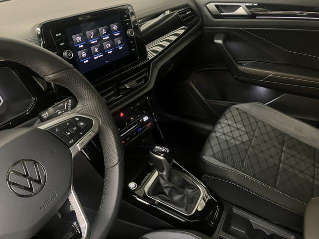 Volkswagen T-Roc 1.5 TSI R-LINE/BLACK STYLE/PANORAMA/KEY-LESS/19 INCH/ENZ