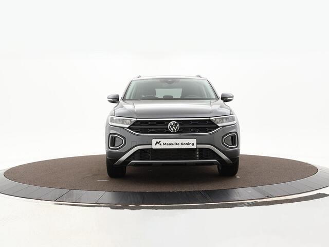 Volkswagen T-Roc 1.5 TSI 150pk DSG Life Edition · Camera · Keyless · Apple/Android Car Play · Navigatie · P-Sensoren · Parkeer Assistent · 17'' Inch · Garantie t/m 30-01-2027