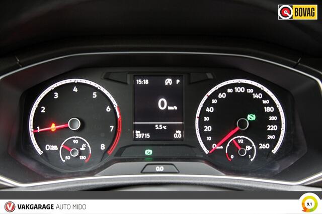 Volkswagen T-Roc 1.5 TSI DSG Automaat Style | Winter pakket | App connect