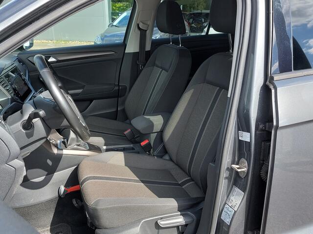 Volkswagen T-Roc 1.0 TSI 116pk Style Executive | Origineel NL | Navi | Clima | Adap.Cruise | Pdc V+A | Rijstrook+Licht+Regensensor | Privacy Glass | Mistlampen | 16''lm