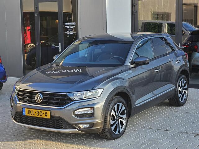 Volkswagen T-Roc 1.5 TSI Automaat Style Business Carplay Stoelvw