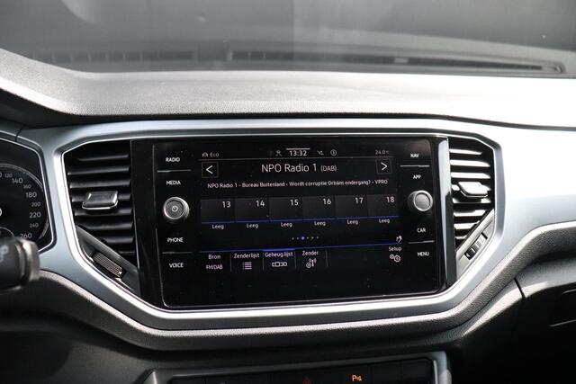 Volkswagen T-Roc 1.5 TSI Sport Business R | STOELVERW. | PANO | CAMERA | NAVI | CRUISE | APPLE CARPLAY |