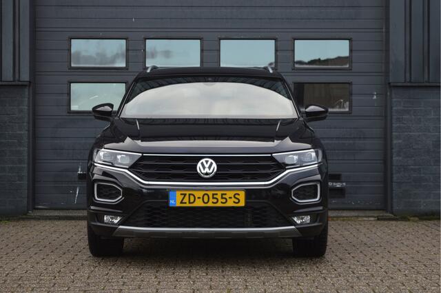 Volkswagen T-Roc 1.5 TSI Sport | ACC | LED | NAVI | 19 INCH |