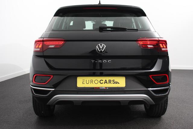 Volkswagen T-Roc 1.5 TSI 150pk DSG Style | Navigatie | Apple Carplay/Android Auto | Parkeersensoren | Camera | Adaptive Cruise Control | Park Assist | Stoel- en stuurverwarming | Elektrische achterklep | LED-koplampen | Getinte ramen