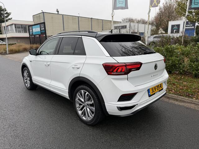 Volkswagen T-Roc 2.0 TSI 4Motion 190PK DSR R-LineoPano