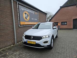 volkswagen-t-roc-1.5-tsi-style-busi