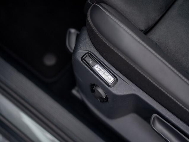 Volkswagen T-Roc 1.5 TSI Life Edition | IQ Light | Trekhaak afnb. | Navi | Stoelverw. | Prijs Rijklaar!!