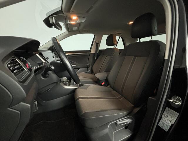 Volkswagen T-Roc 1.5 TSI Sport | Trekhaak | Stoel verwarmd | Stuur verwarmd |
